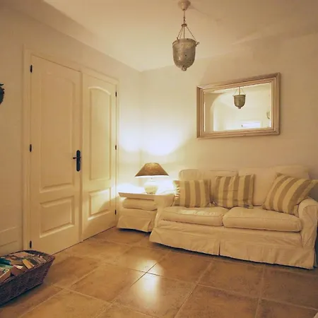 Casa De La Cuesta